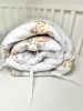 Bbaby járókabetét – Repülős Mackó, fehér alapon barna pamutvászon
