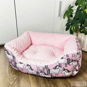 Pink Unikornis S kutyafekhely puha minky belsővel – kistestű kutyáknak