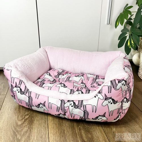 Pink Unikornis S kutyafekhely – Kicsi kuckó 2–5 kg-ig | Minky belső, unikornisos vízlepergető huzattal
