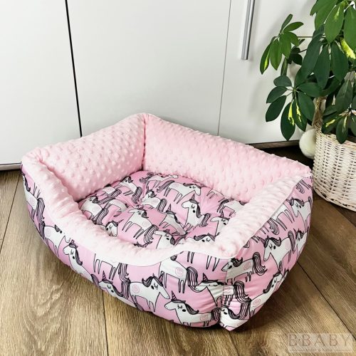 Pink Unikornis S kutyafekhely – Kicsi kuckó 2–5 kg-ig | Minky belső, unikornisos vízlepergető huzattal