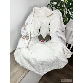   MackóPilóta – Babatakaró hordozóba 88×88 cm | Repülős macis pamut, krém wellsoft, kapucnis, övátbújós kialítás