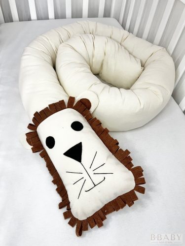 Simba – Oroszlán szundi hengerpárna 200x20 cm | Pamut huzat, antiallergén töltet, babáknak és családnak