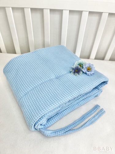 Babakék waffle pamut kiságy rácsvédő 200x30 cm – bbaby